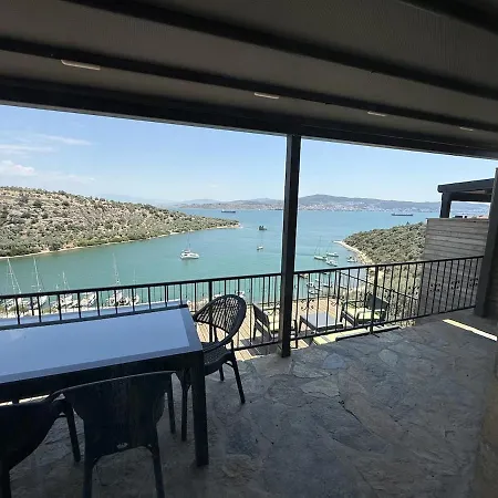 Stunning 3 Bedroom, 2 Bathroom Sea View House Milas